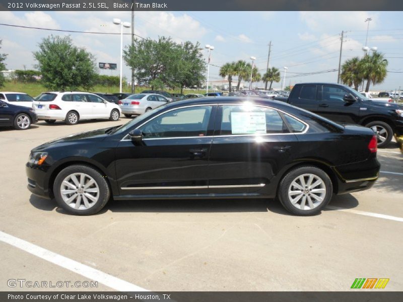 Black / Titan Black 2012 Volkswagen Passat 2.5L SEL