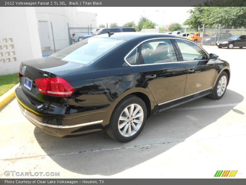Black / Titan Black 2012 Volkswagen Passat 2.5L SEL