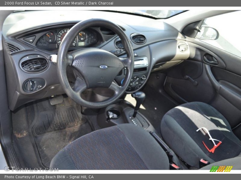 CD Silver Metallic / Dark Charcoal 2000 Ford Focus LX Sedan