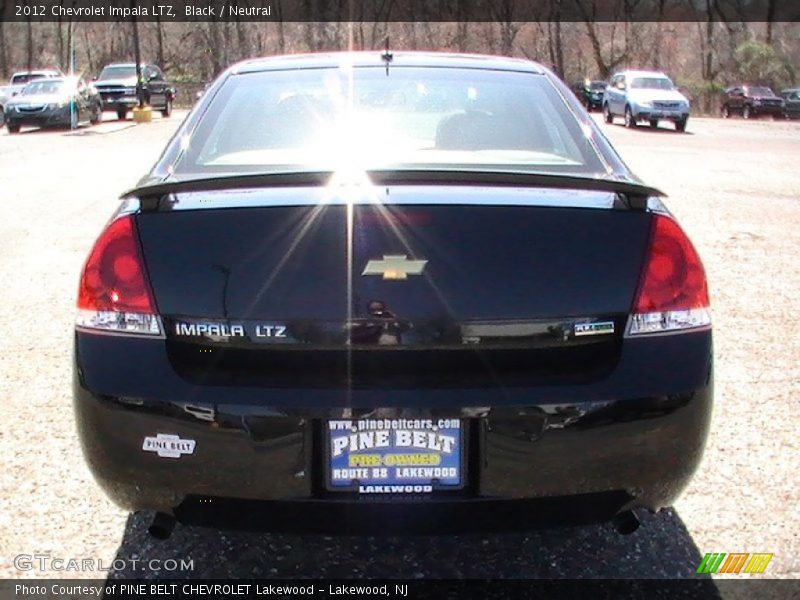 Black / Neutral 2012 Chevrolet Impala LTZ