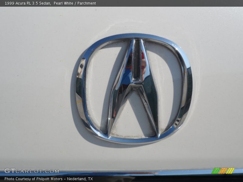  1999 RL 3.5 Sedan Logo