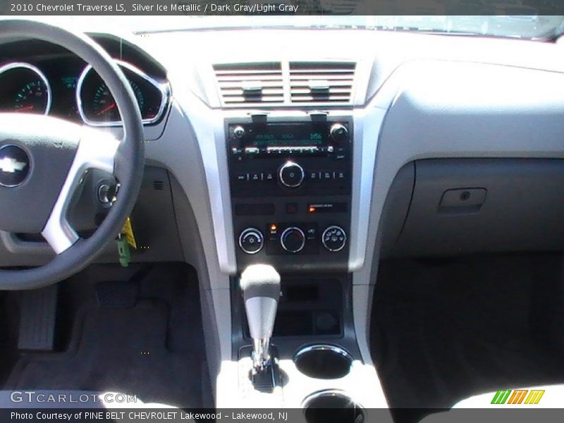 Silver Ice Metallic / Dark Gray/Light Gray 2010 Chevrolet Traverse LS