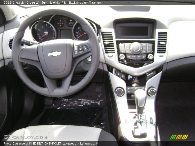 Summit White / Jet Black/Medium Titanium 2012 Chevrolet Cruze LS