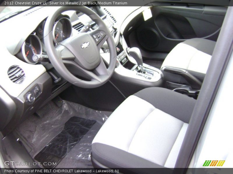 Silver Ice Metallic / Jet Black/Medium Titanium 2012 Chevrolet Cruze LS