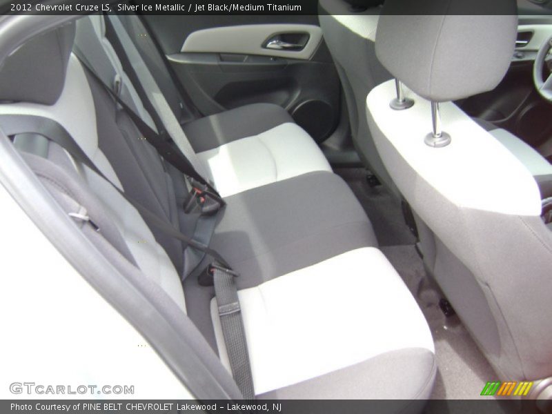 Silver Ice Metallic / Jet Black/Medium Titanium 2012 Chevrolet Cruze LS