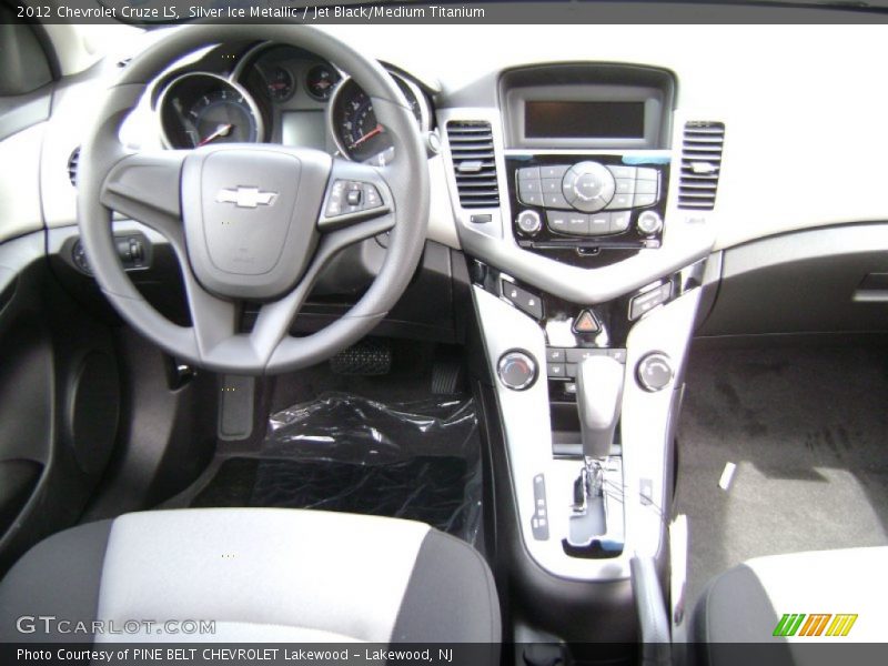 Silver Ice Metallic / Jet Black/Medium Titanium 2012 Chevrolet Cruze LS