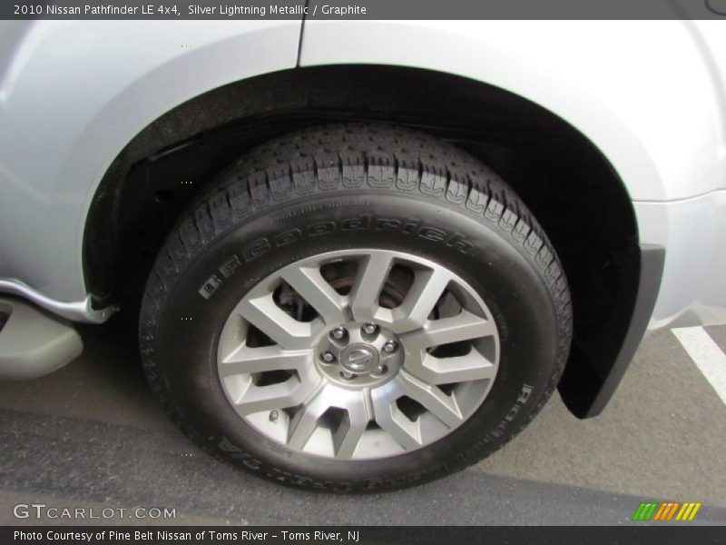Silver Lightning Metallic / Graphite 2010 Nissan Pathfinder LE 4x4
