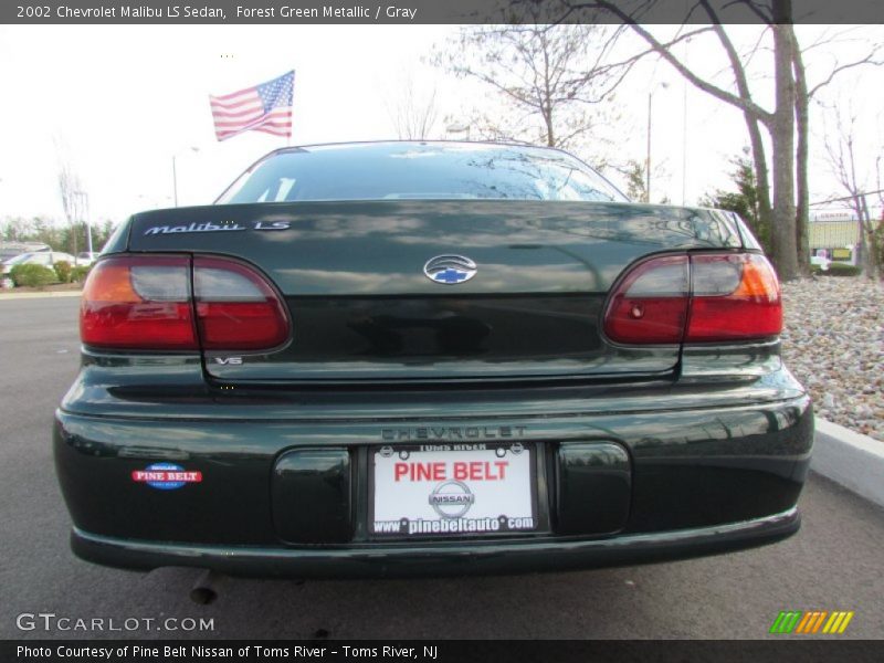 Forest Green Metallic / Gray 2002 Chevrolet Malibu LS Sedan