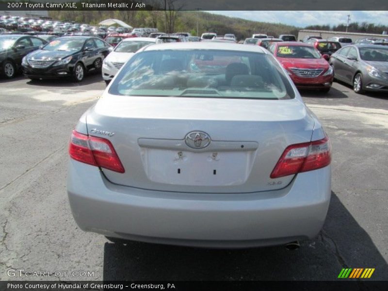 Titanium Metallic / Ash 2007 Toyota Camry XLE