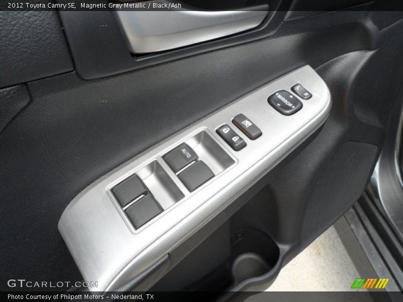 Magnetic Gray Metallic / Black/Ash 2012 Toyota Camry SE