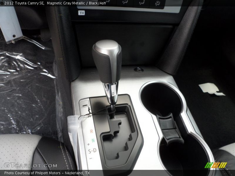 Magnetic Gray Metallic / Black/Ash 2012 Toyota Camry SE