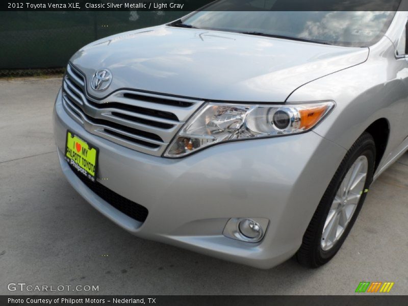 Classic Silver Metallic / Light Gray 2012 Toyota Venza XLE