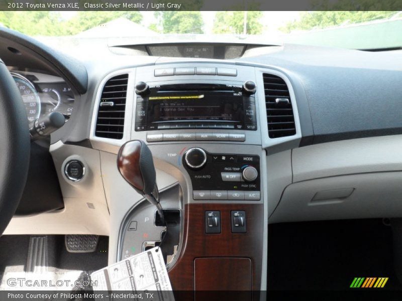 Classic Silver Metallic / Light Gray 2012 Toyota Venza XLE