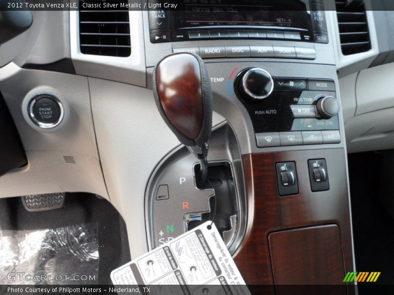 Classic Silver Metallic / Light Gray 2012 Toyota Venza XLE