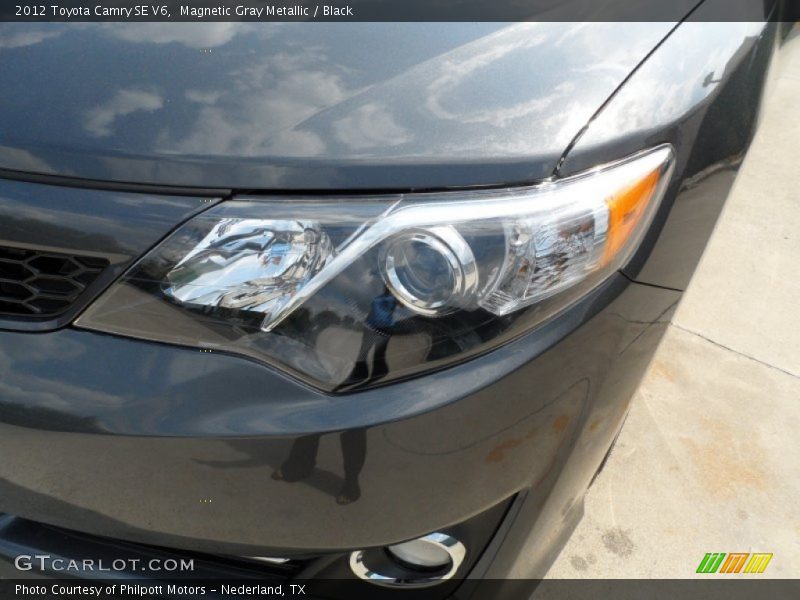 Magnetic Gray Metallic / Black 2012 Toyota Camry SE V6