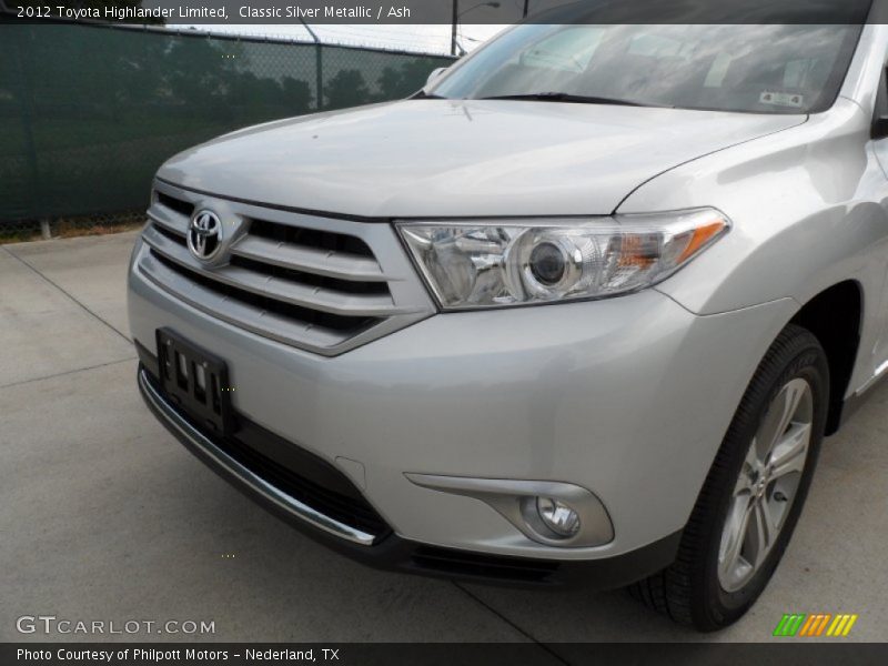 Classic Silver Metallic / Ash 2012 Toyota Highlander Limited