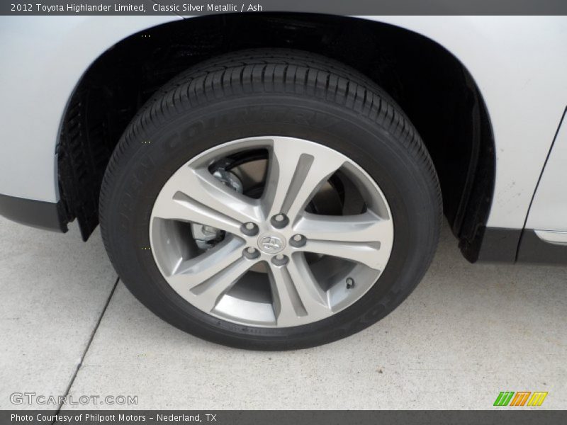 Classic Silver Metallic / Ash 2012 Toyota Highlander Limited