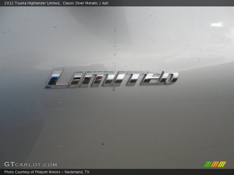 Classic Silver Metallic / Ash 2012 Toyota Highlander Limited
