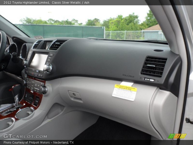 Classic Silver Metallic / Ash 2012 Toyota Highlander Limited