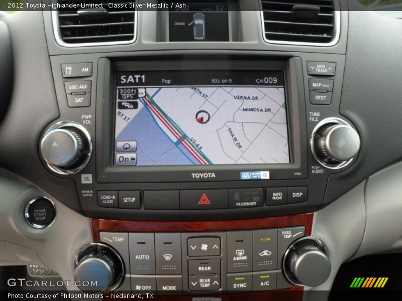 Classic Silver Metallic / Ash 2012 Toyota Highlander Limited