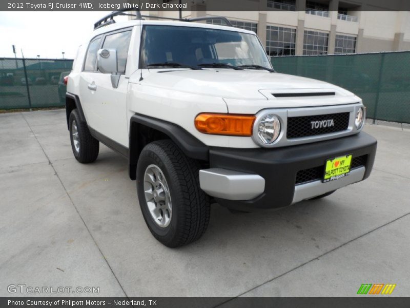 Iceberg White / Dark Charcoal 2012 Toyota FJ Cruiser 4WD