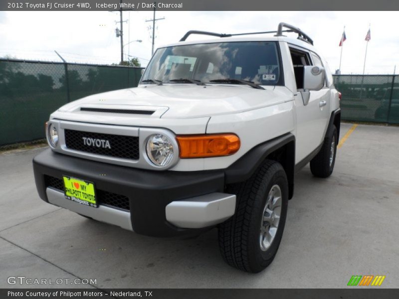 Iceberg White / Dark Charcoal 2012 Toyota FJ Cruiser 4WD