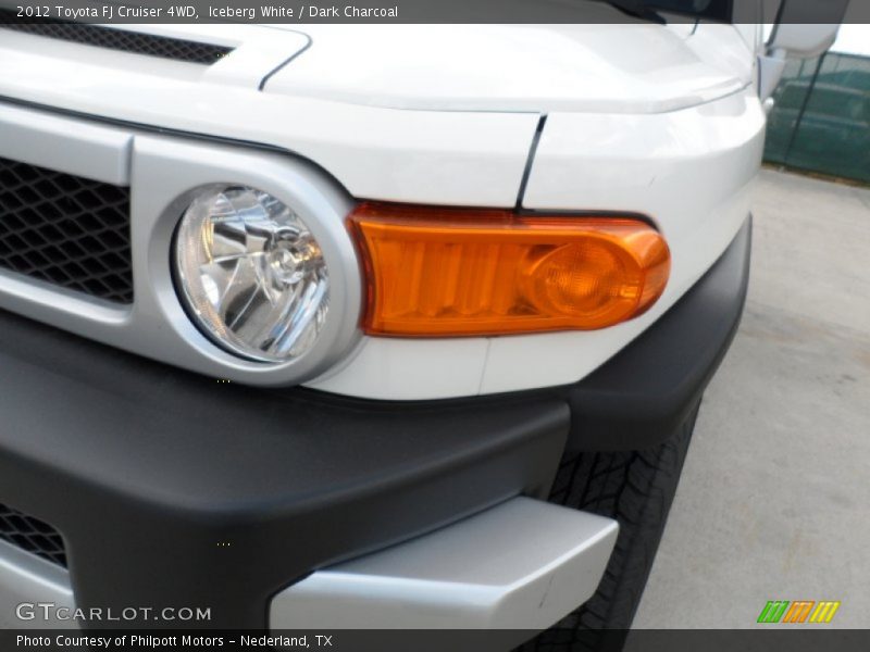 Iceberg White / Dark Charcoal 2012 Toyota FJ Cruiser 4WD