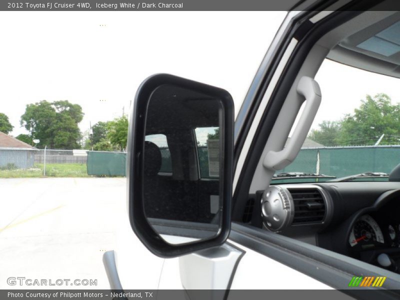 Iceberg White / Dark Charcoal 2012 Toyota FJ Cruiser 4WD