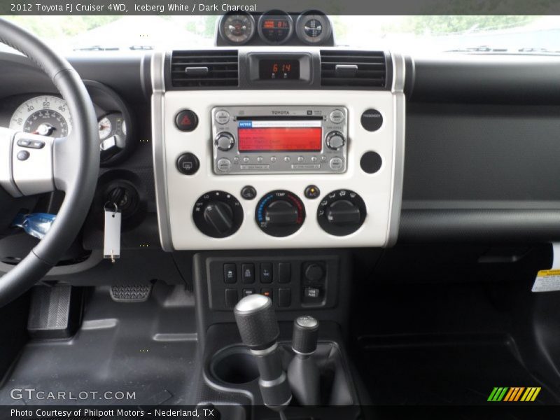 Iceberg White / Dark Charcoal 2012 Toyota FJ Cruiser 4WD