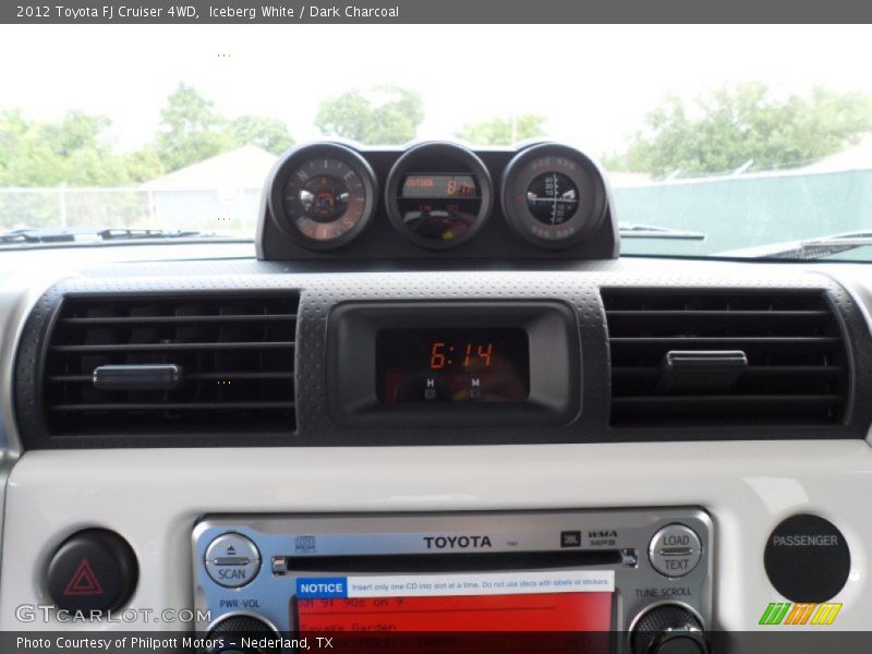 Iceberg White / Dark Charcoal 2012 Toyota FJ Cruiser 4WD