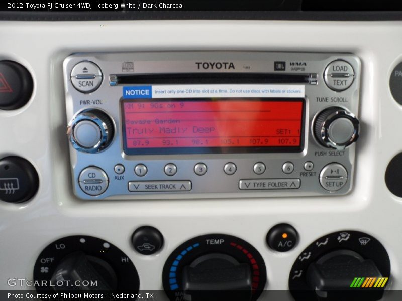 Iceberg White / Dark Charcoal 2012 Toyota FJ Cruiser 4WD