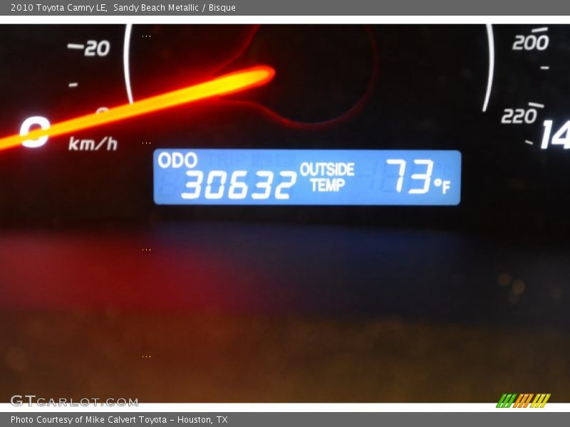 Sandy Beach Metallic / Bisque 2010 Toyota Camry LE