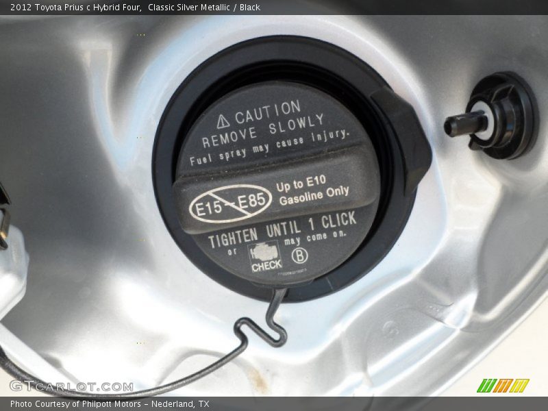 Classic Silver Metallic / Black 2012 Toyota Prius c Hybrid Four