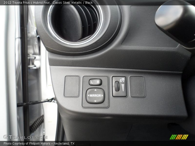 Classic Silver Metallic / Black 2012 Toyota Prius c Hybrid Four