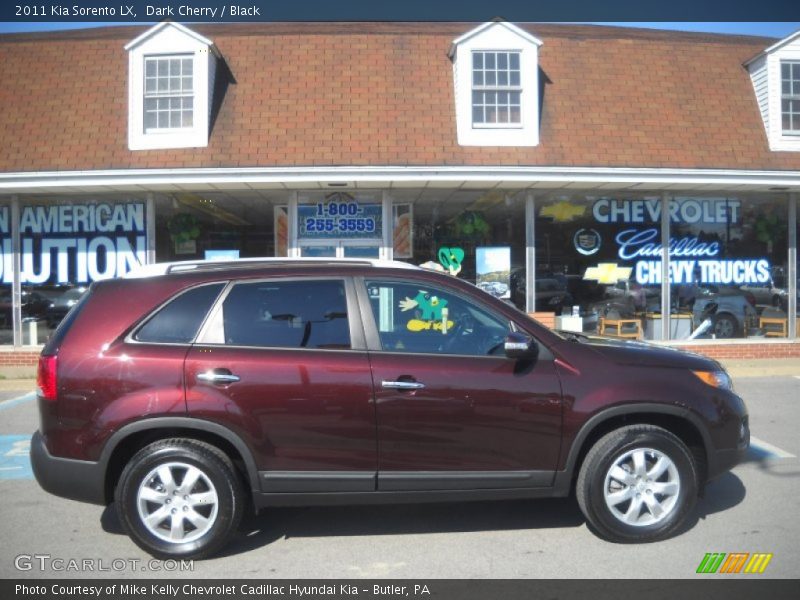 Dark Cherry / Black 2011 Kia Sorento LX