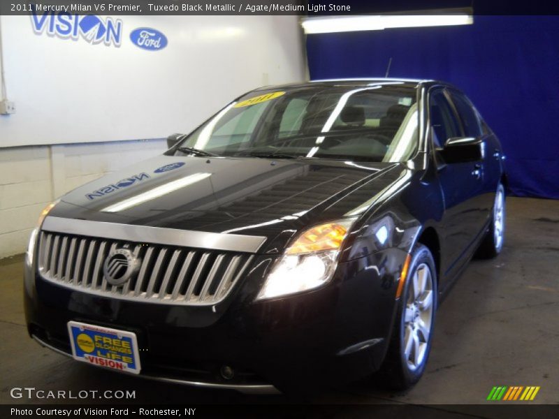 Tuxedo Black Metallic / Agate/Medium Light Stone 2011 Mercury Milan V6 Premier