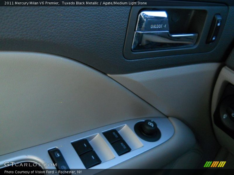 Tuxedo Black Metallic / Agate/Medium Light Stone 2011 Mercury Milan V6 Premier
