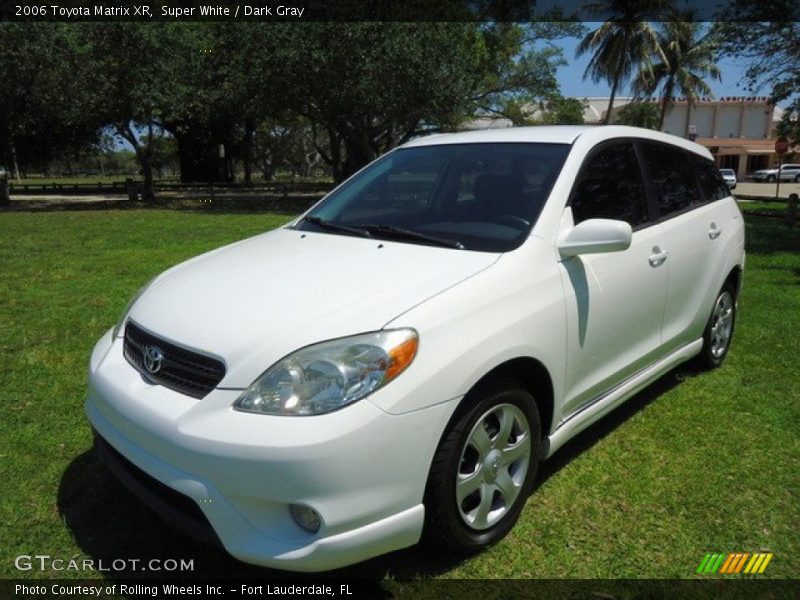 Super White / Dark Gray 2006 Toyota Matrix XR
