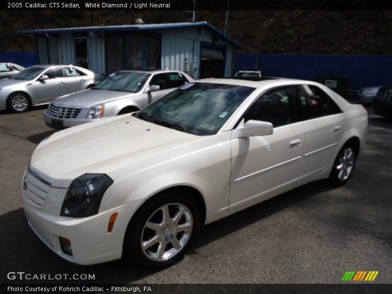 White Diamond / Light Neutral 2005 Cadillac CTS Sedan