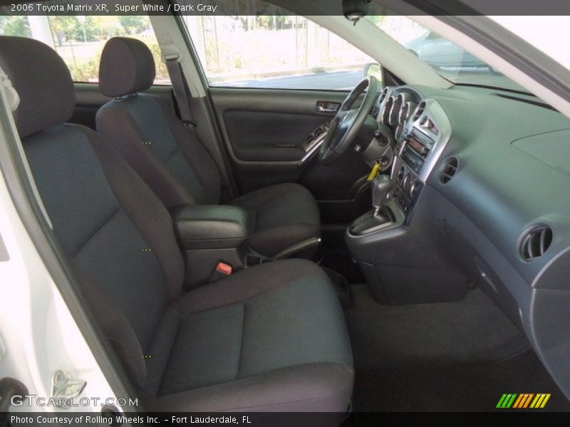 Super White / Dark Gray 2006 Toyota Matrix XR