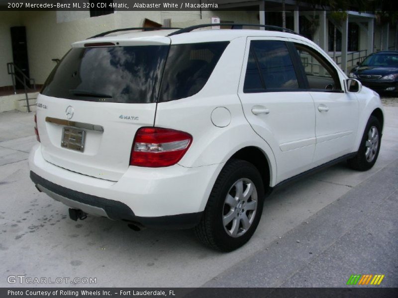 Alabaster White / Macadamia 2007 Mercedes-Benz ML 320 CDI 4Matic