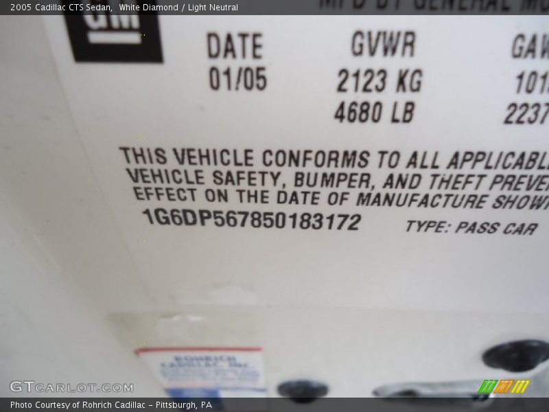 White Diamond / Light Neutral 2005 Cadillac CTS Sedan
