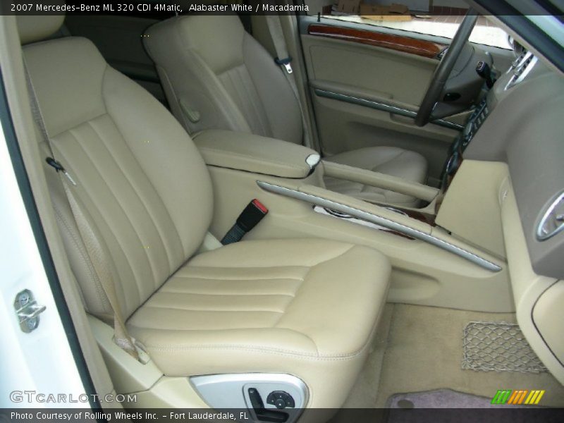 Alabaster White / Macadamia 2007 Mercedes-Benz ML 320 CDI 4Matic