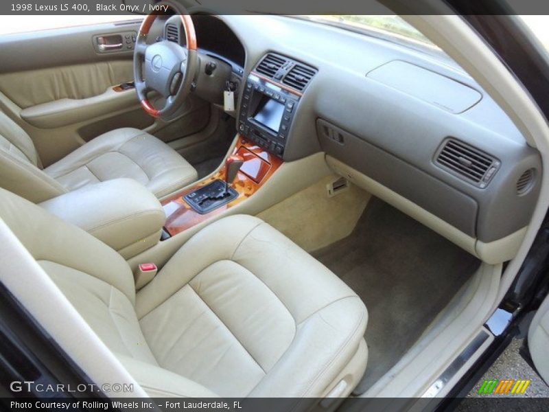Black Onyx / Ivory 1998 Lexus LS 400