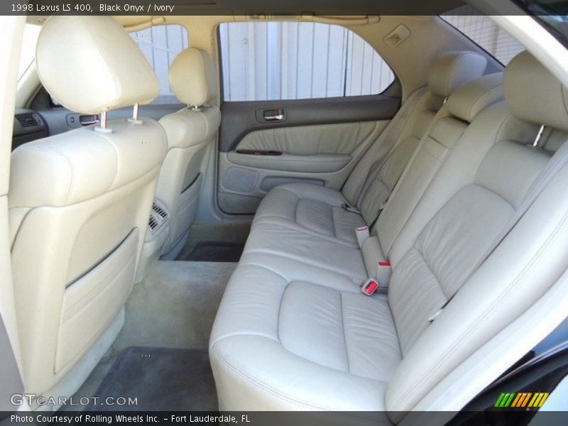 Black Onyx / Ivory 1998 Lexus LS 400