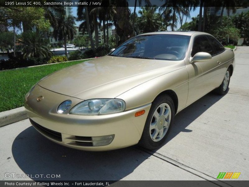 Front 3/4 View of 1995 SC 400