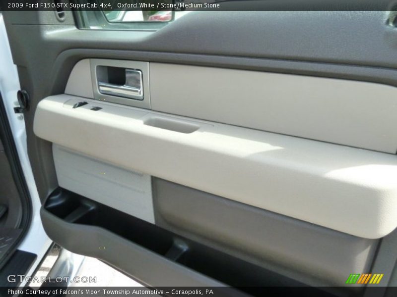 Oxford White / Stone/Medium Stone 2009 Ford F150 STX SuperCab 4x4