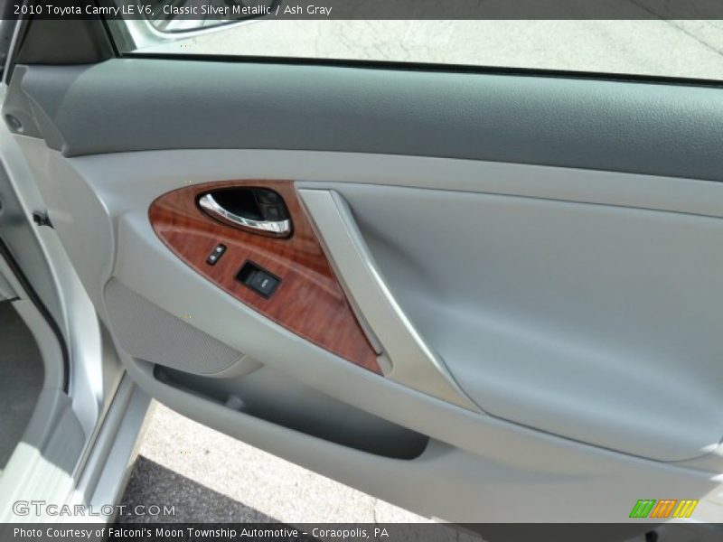 Classic Silver Metallic / Ash Gray 2010 Toyota Camry LE V6