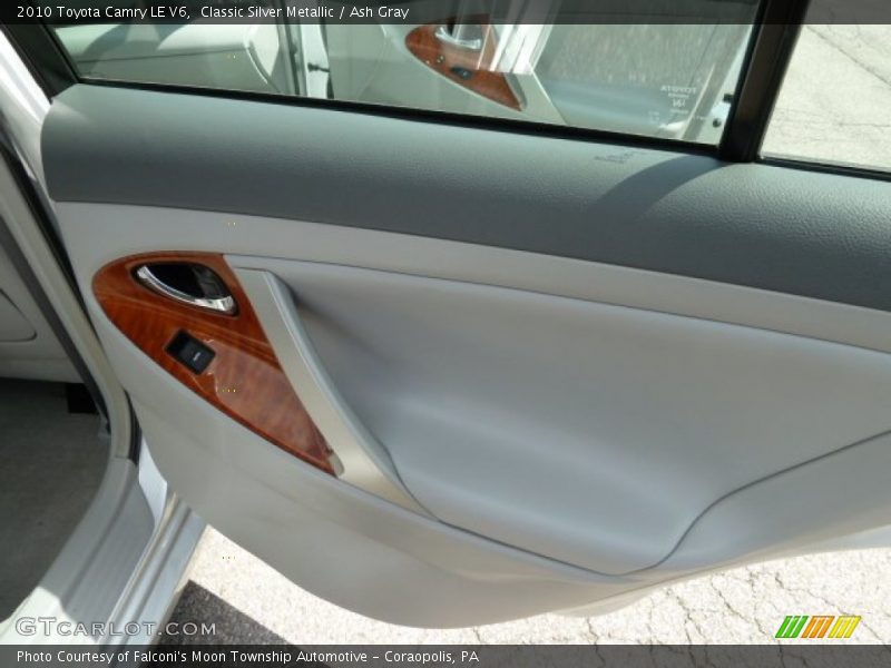 Classic Silver Metallic / Ash Gray 2010 Toyota Camry LE V6