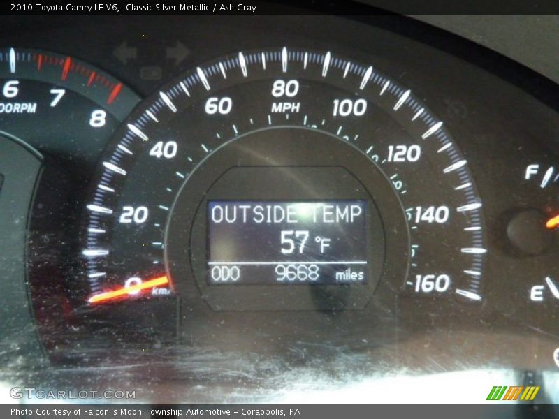 Classic Silver Metallic / Ash Gray 2010 Toyota Camry LE V6